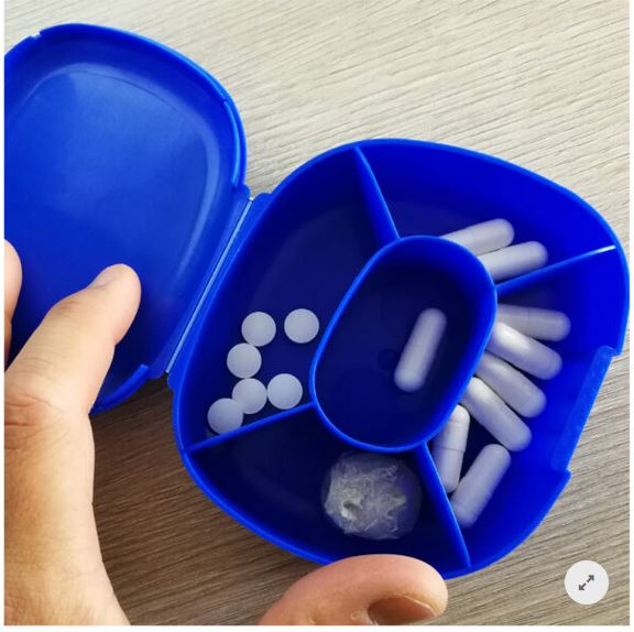 Gaspari Nutrition Pillbox, blau
